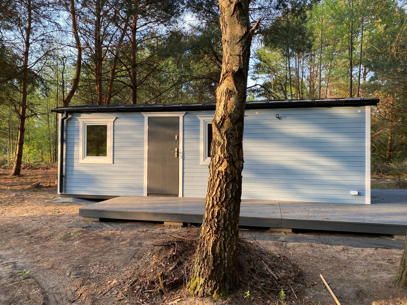 Dom Mobilny Drewniany Caloroczny Szkieletowy Czerwony Min